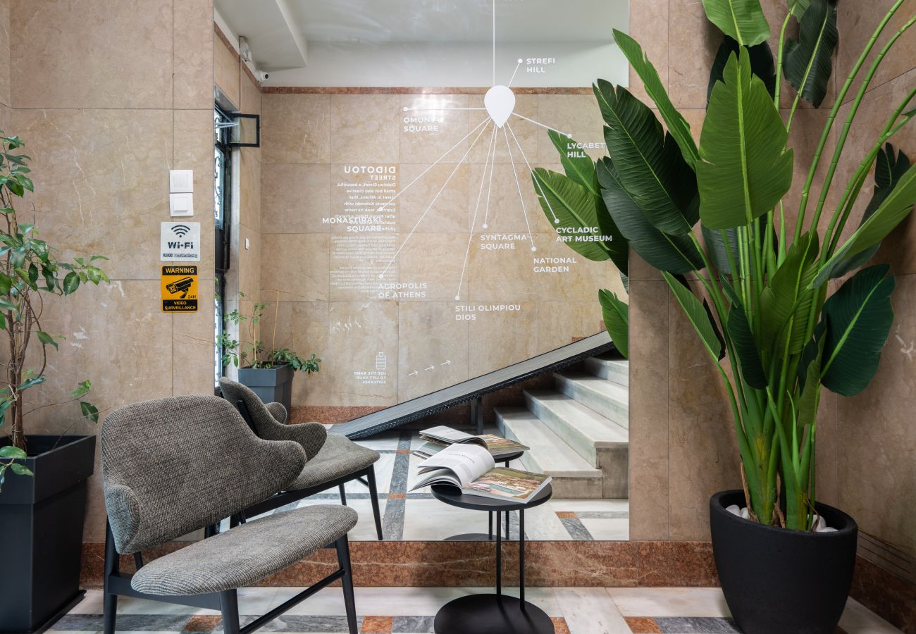 Studio in Athens - Lovely Studio in Exarchia, Laundry room, wifi