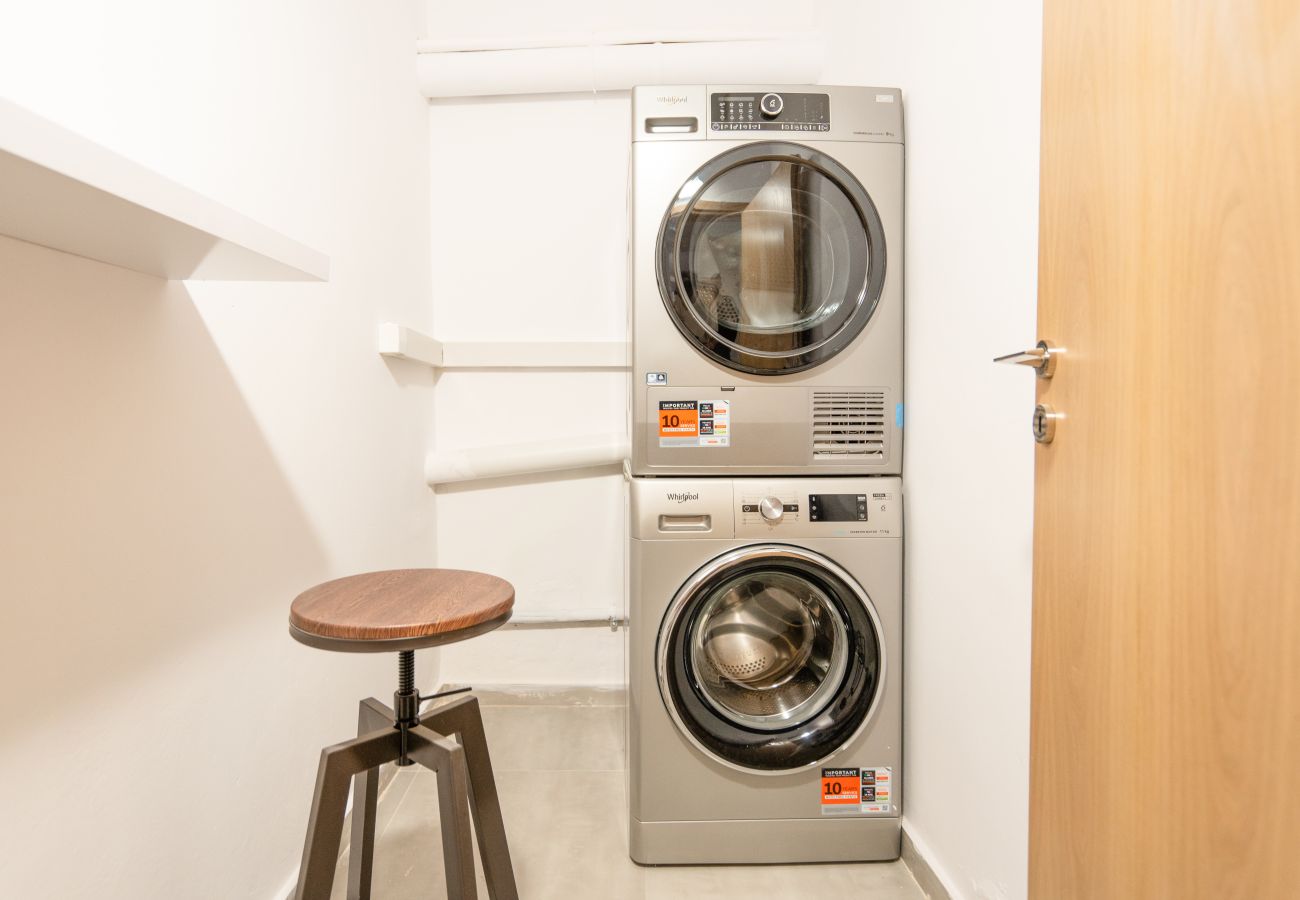 Studio in Athens - Lovely Studio in Exarchia, Laundry room, wifi