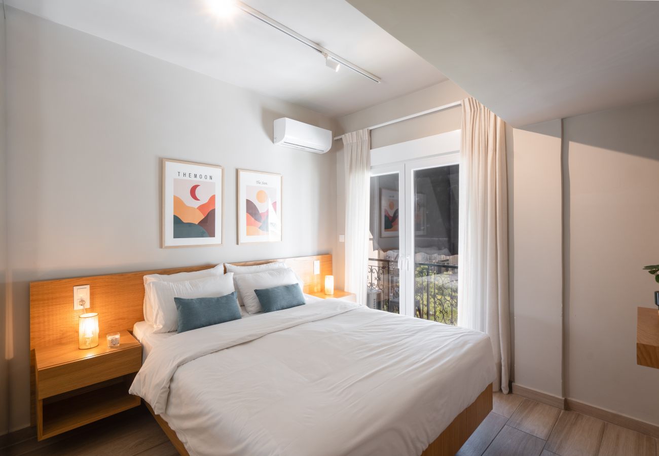 Apartment in Athens - Modern Apartment in Relaxing Exarchia with Gym