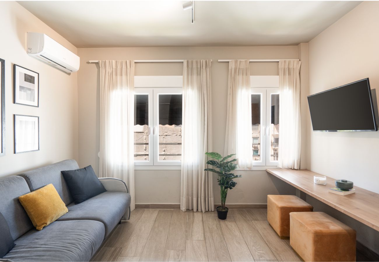 Apartment in Athens - Modern Apartment in Relaxing Exarchia with Gym