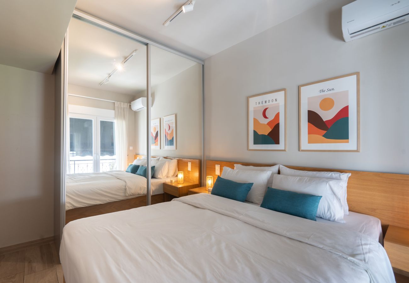 Apartment in Athens - Modern Apartment in Relaxing Exarchia with Gym