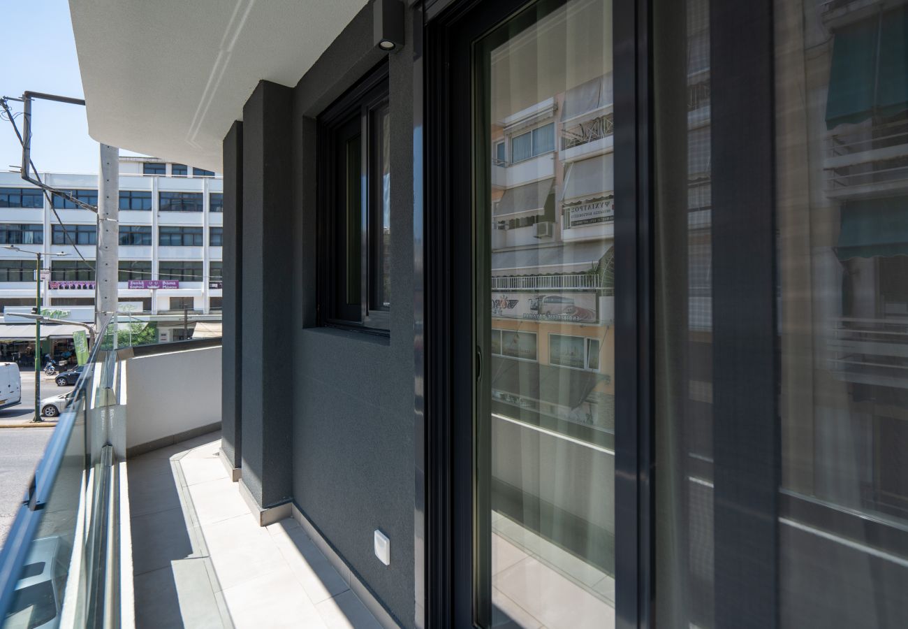 Apartment in Athens - *Kosmos Residence* Luxury Apartment with Balcony