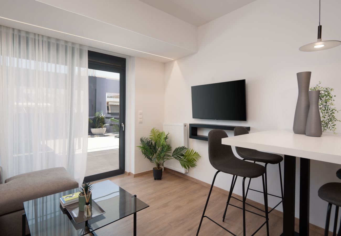 Apartment in Athens - *Kosmos Residence* Penthouse w/ Terrace & Jacuzzi