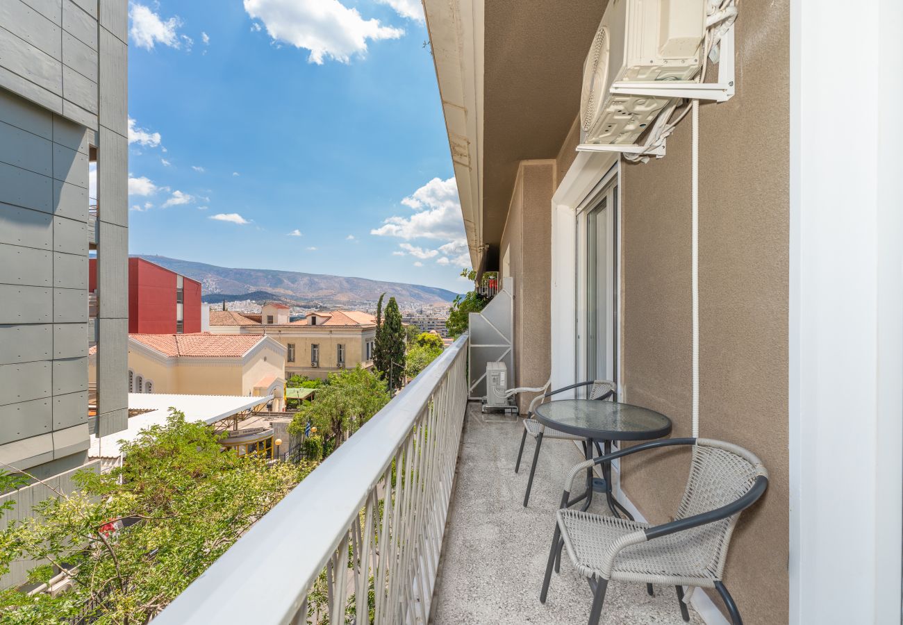 Apartment in Athens - Kolonaki Gem: Modern Apartment with Balcony