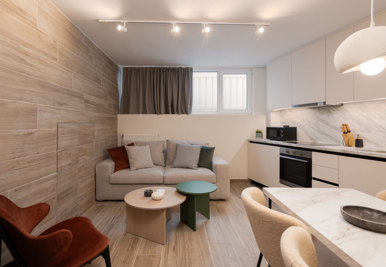 Apartment in Zografou - Cozy & Chic Stay with Private Backyard Near Metro