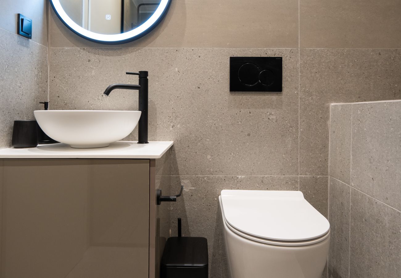 Apartment in Zografou - Cozy & Chic Stay with Private Backyard Near Metro
