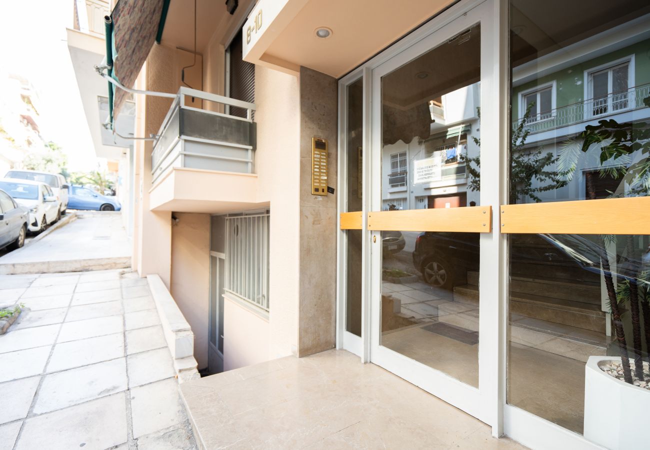 Studio in Athens - Modern Studio Near the National Gallery in Athens.