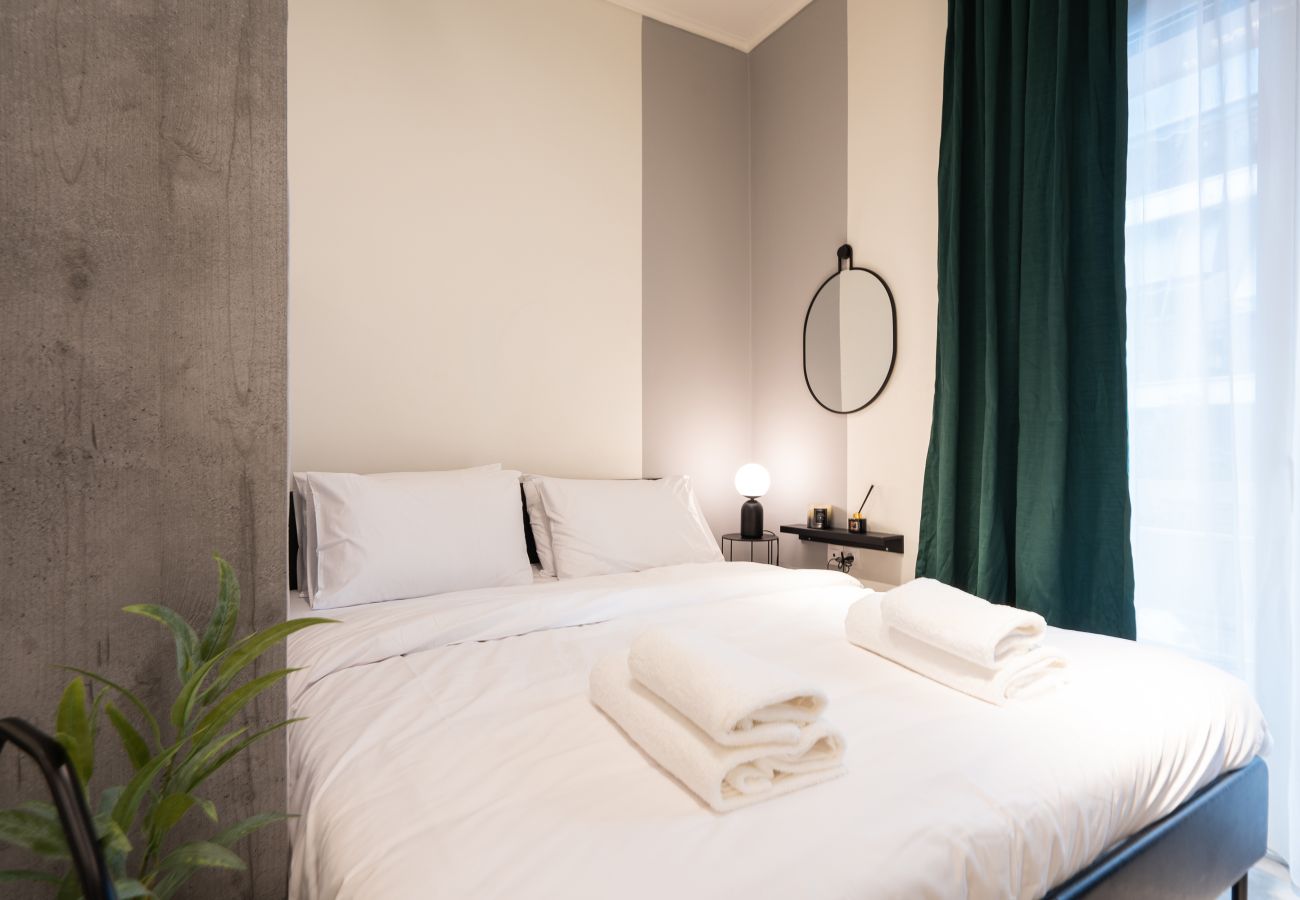 Studio in Athens - Modern Studio Near the National Gallery in Athens.