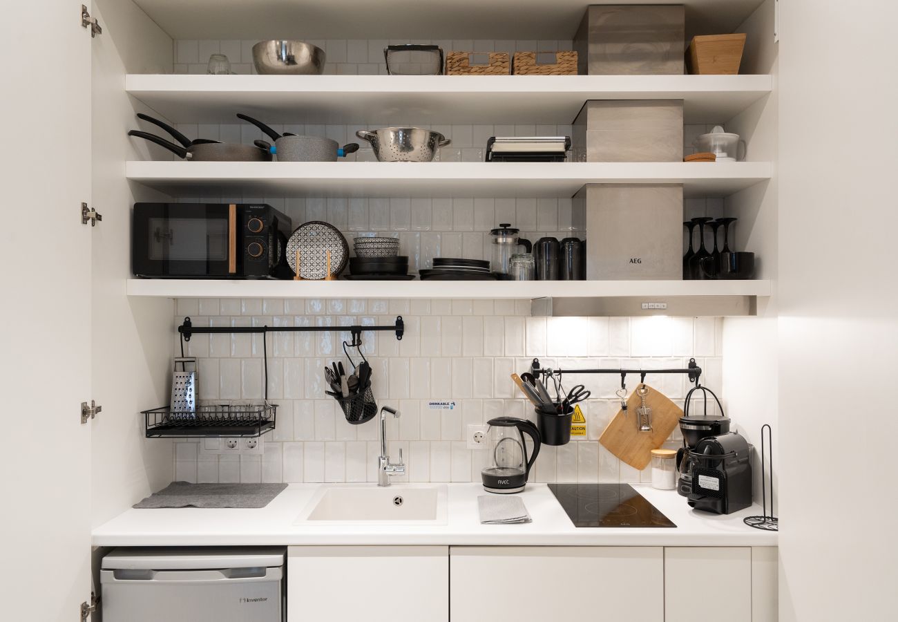 Studio in Athens - Modern Studio Near the National Gallery in Athens.