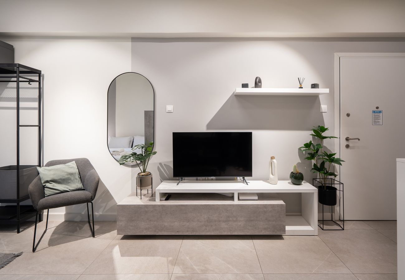 Studio in Athens - Modern Studio Near the National Gallery in Athens.