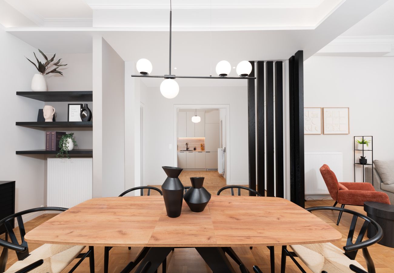 Apartment in Athens - Spacious & Stylish Athens Apartment, 5min to Metro
