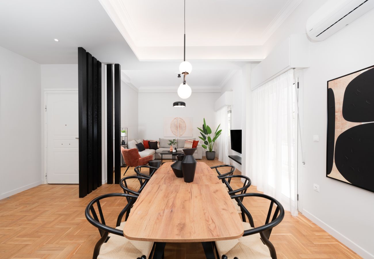 Apartment in Athens - Spacious & Stylish Athens Apartment, 5min to Metro