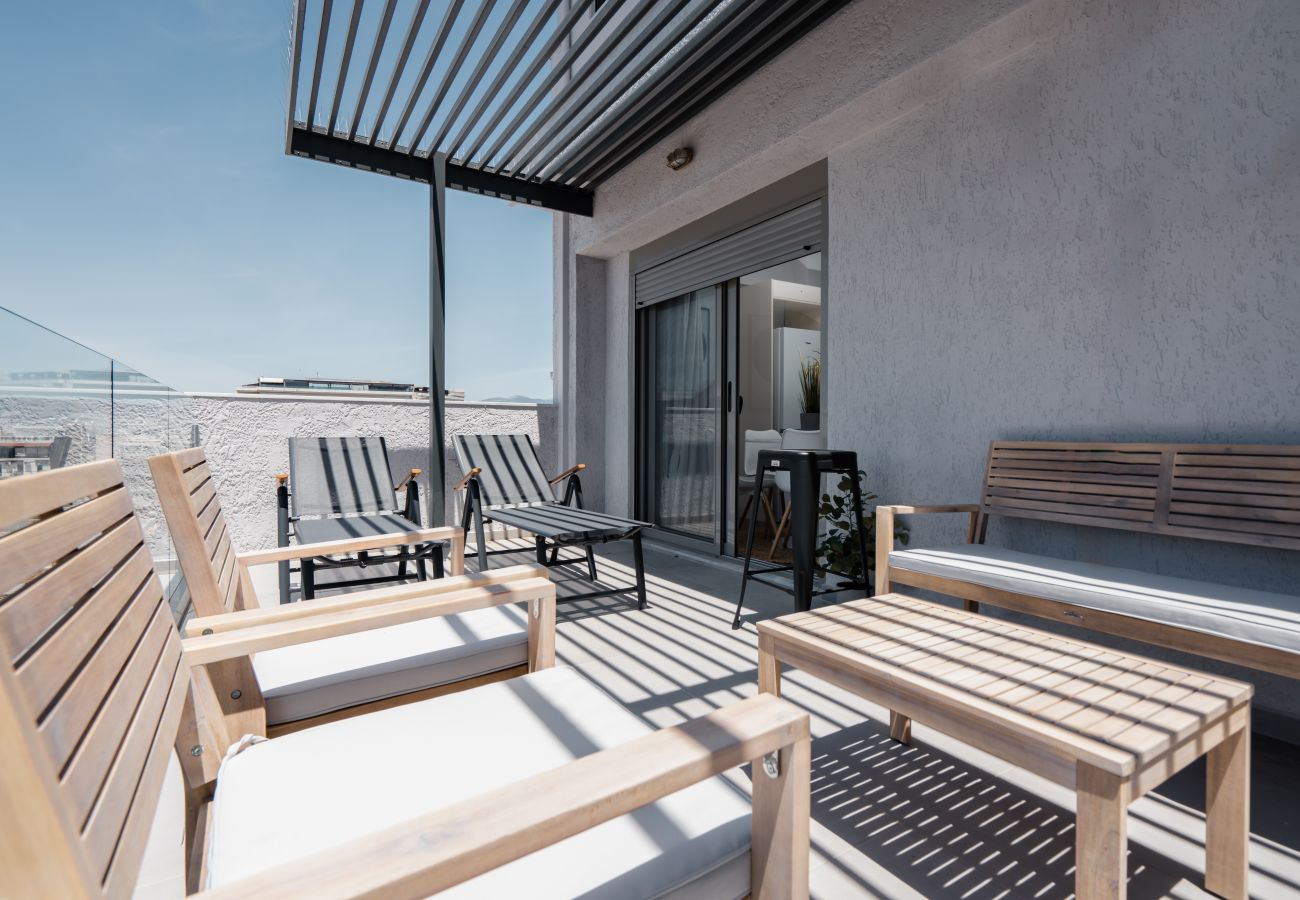Apartment in Athens - Urban City Penthouse with Large Terrace