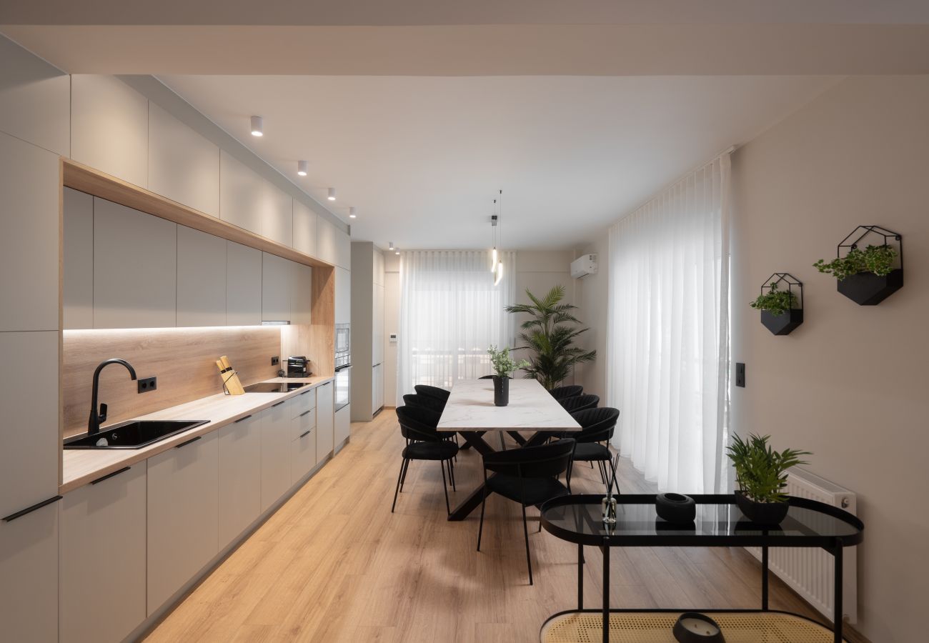 Apartment in Chalandri - Upscale Apartment in Chalandri with Large Terrace