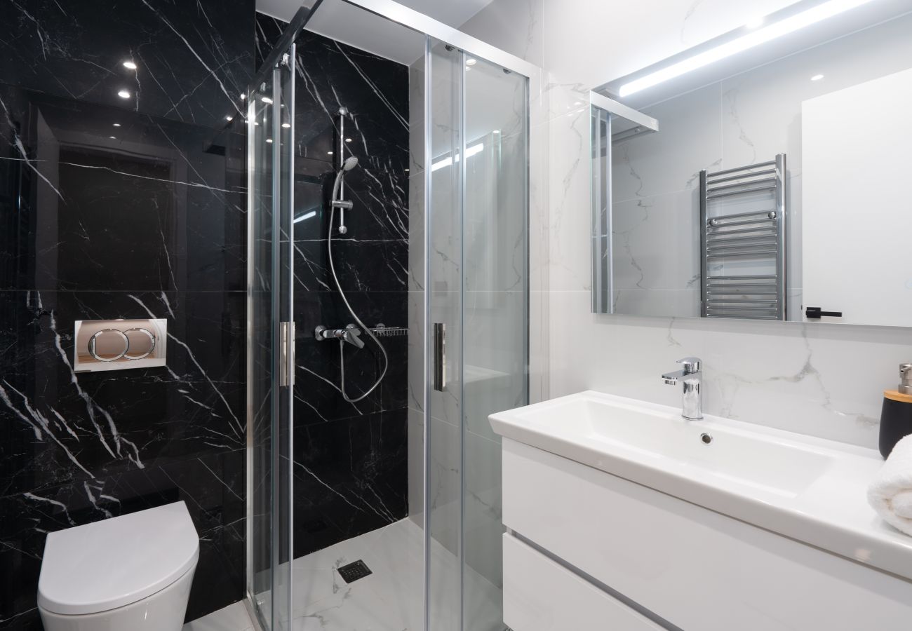 Apartment in Chalandri - Upscale Apartment in Chalandri with Large Terrace