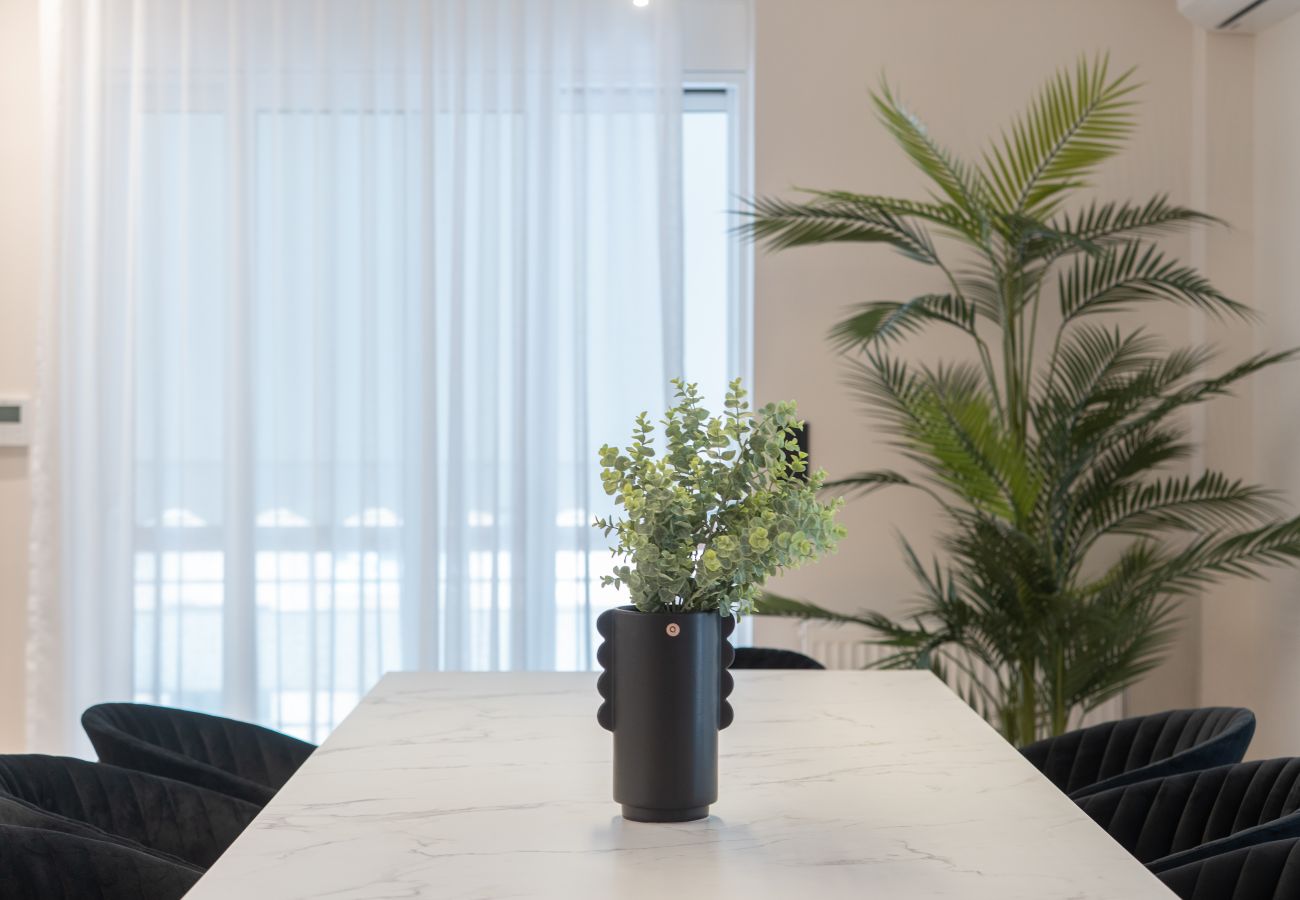 Apartment in Chalandri - Upscale Apartment in Chalandri with Large Terrace