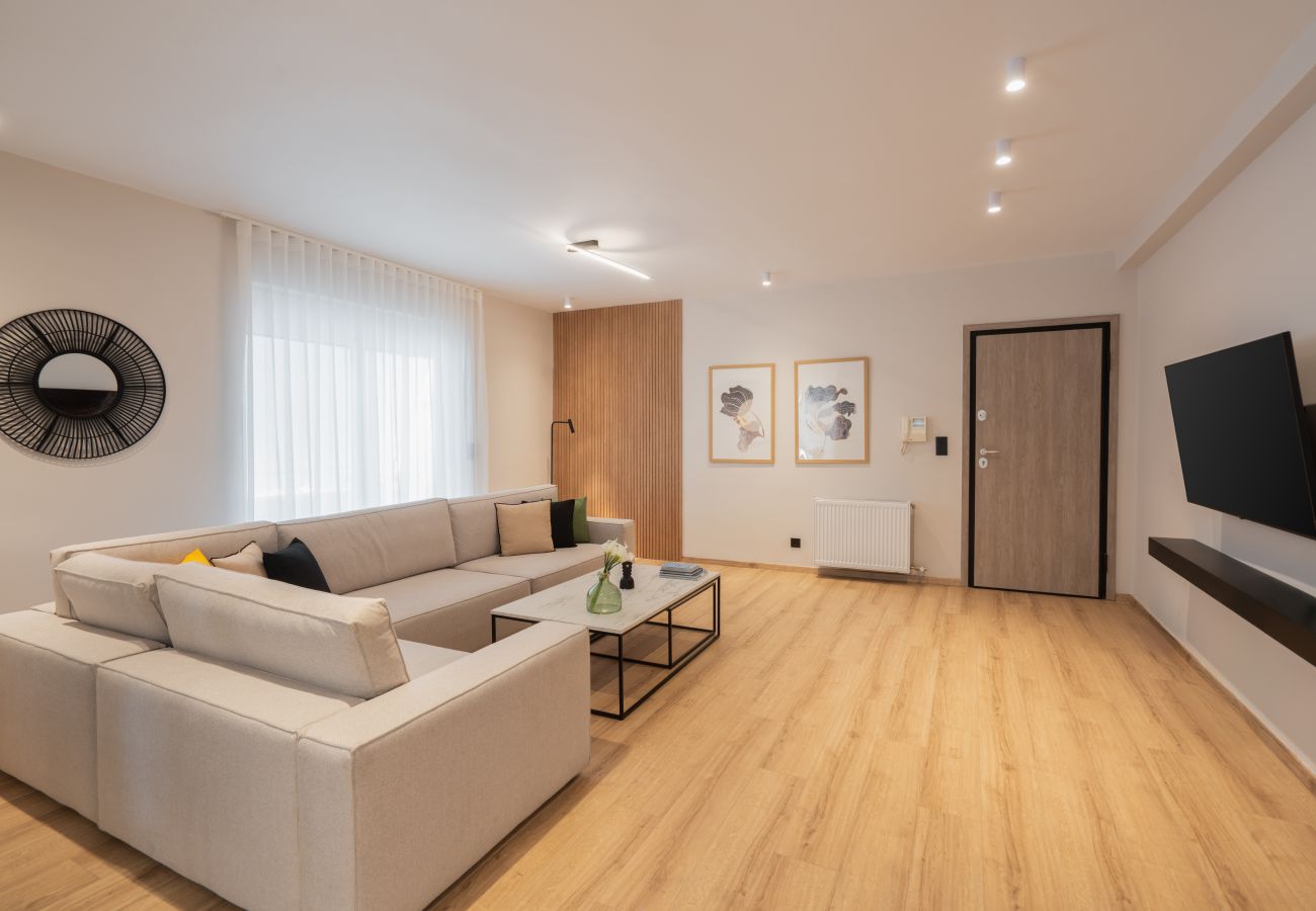 Apartment in Chalandri - Upscale Apartment in Chalandri with Large Terrace