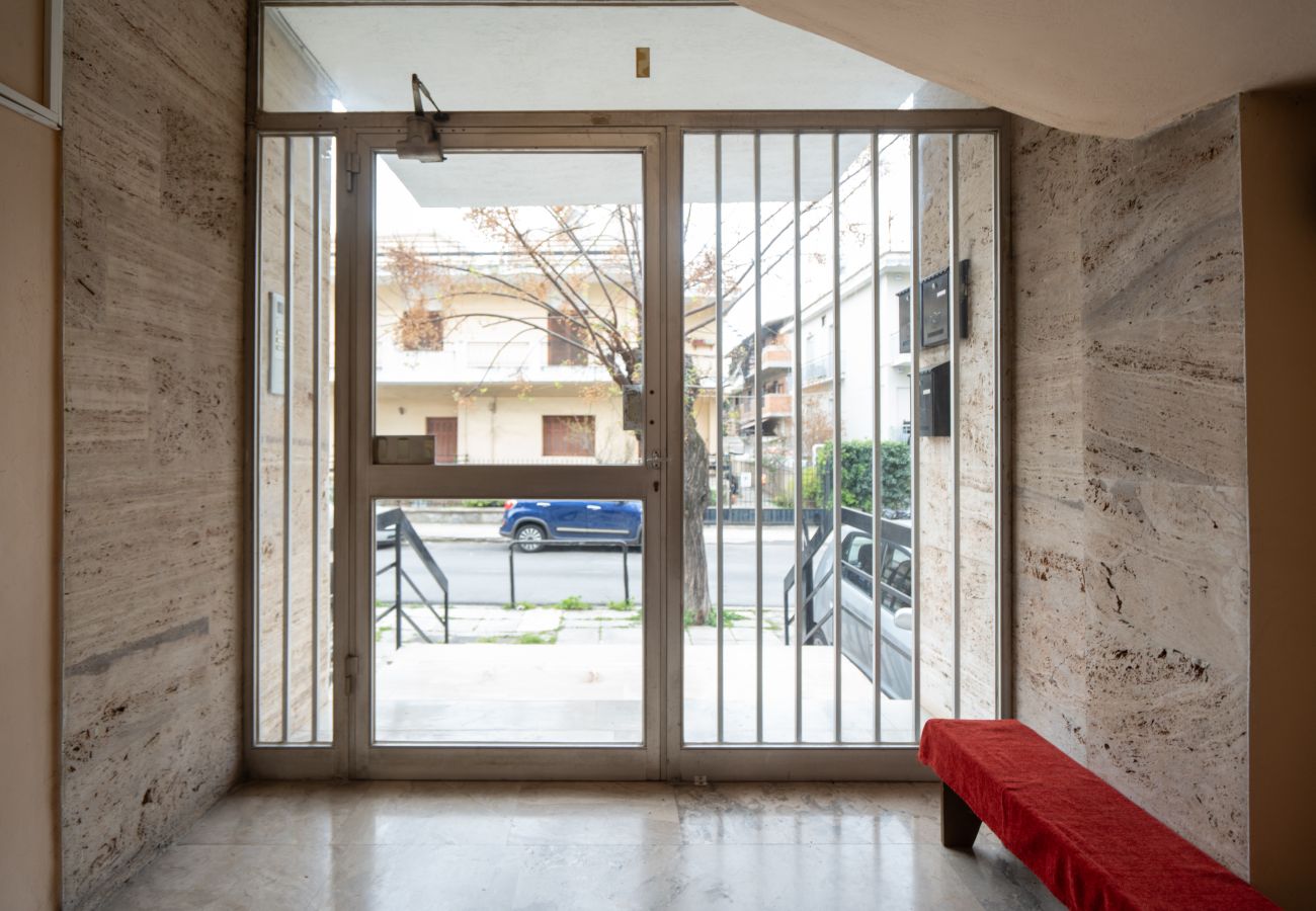 Apartment in Chalandri - Upscale Apartment in Chalandri with Large Terrace