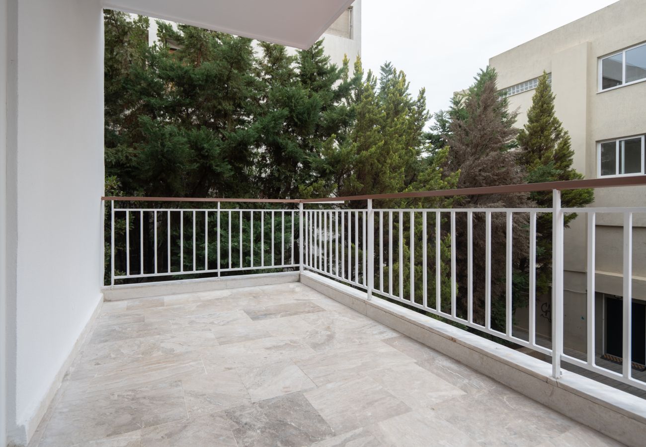 Apartment in Chalandri - Upscale Apartment in Chalandri with Large Terrace