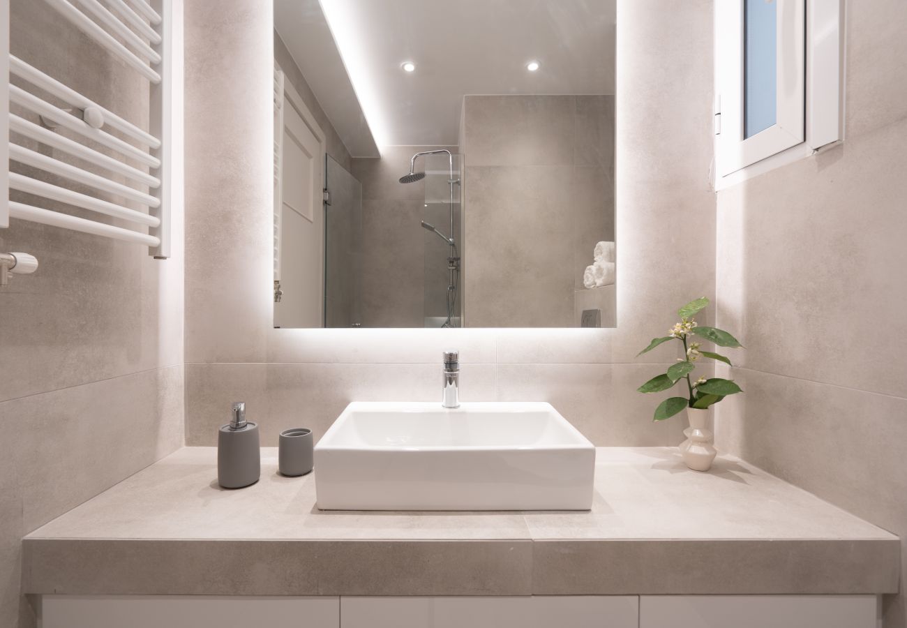 Apartment in Athens - Boutique Apartment in Athens, Walk to Acropolis