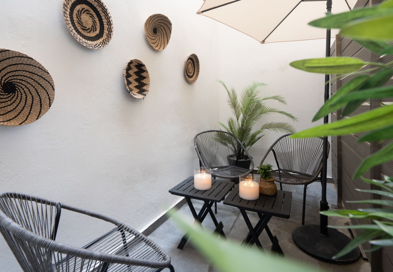 Apartment in Athens - Boutique Apartment in Athens, Walk to Acropolis