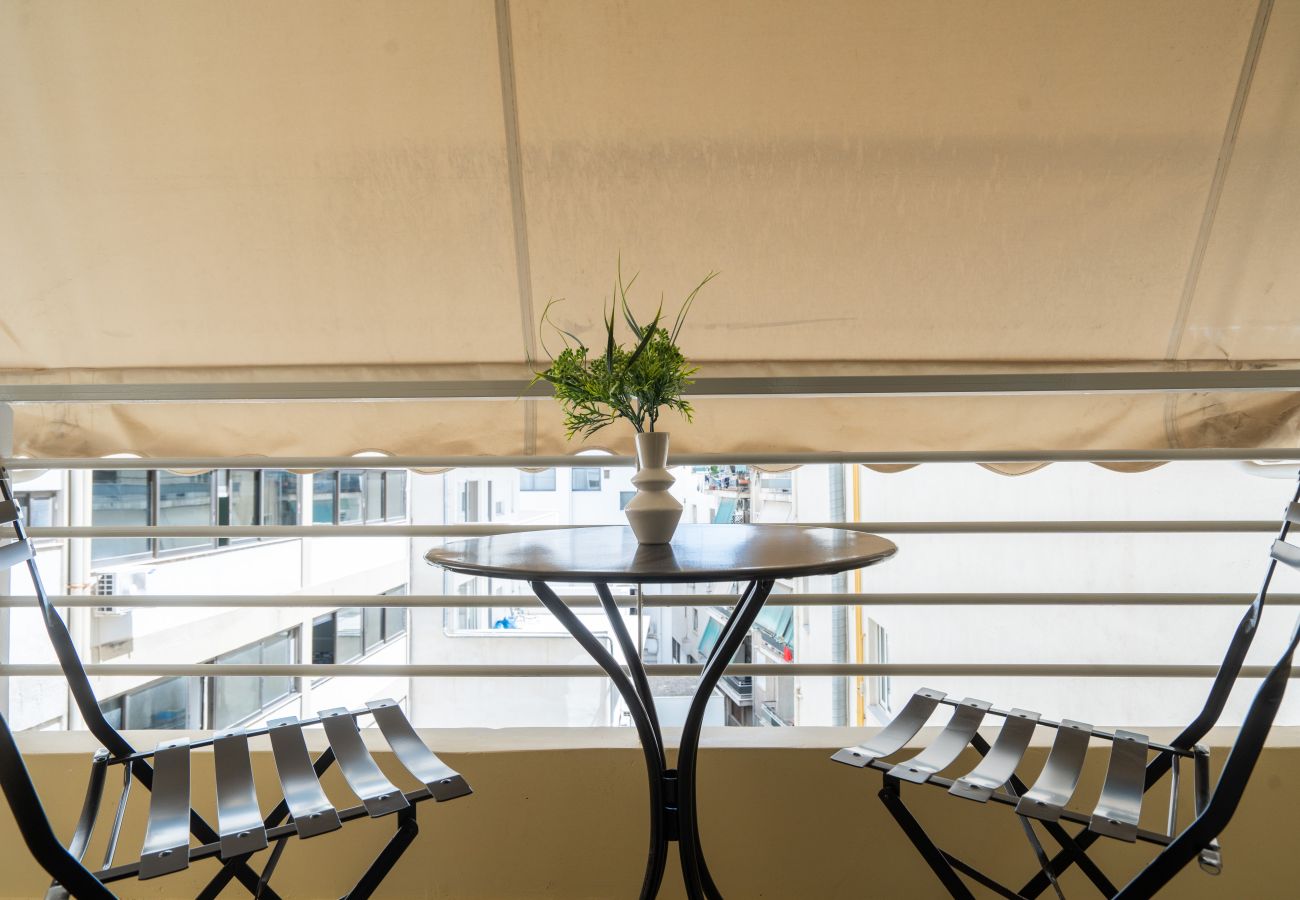 Apartment in Athens - Modern Apartment in Athens with Balcony
