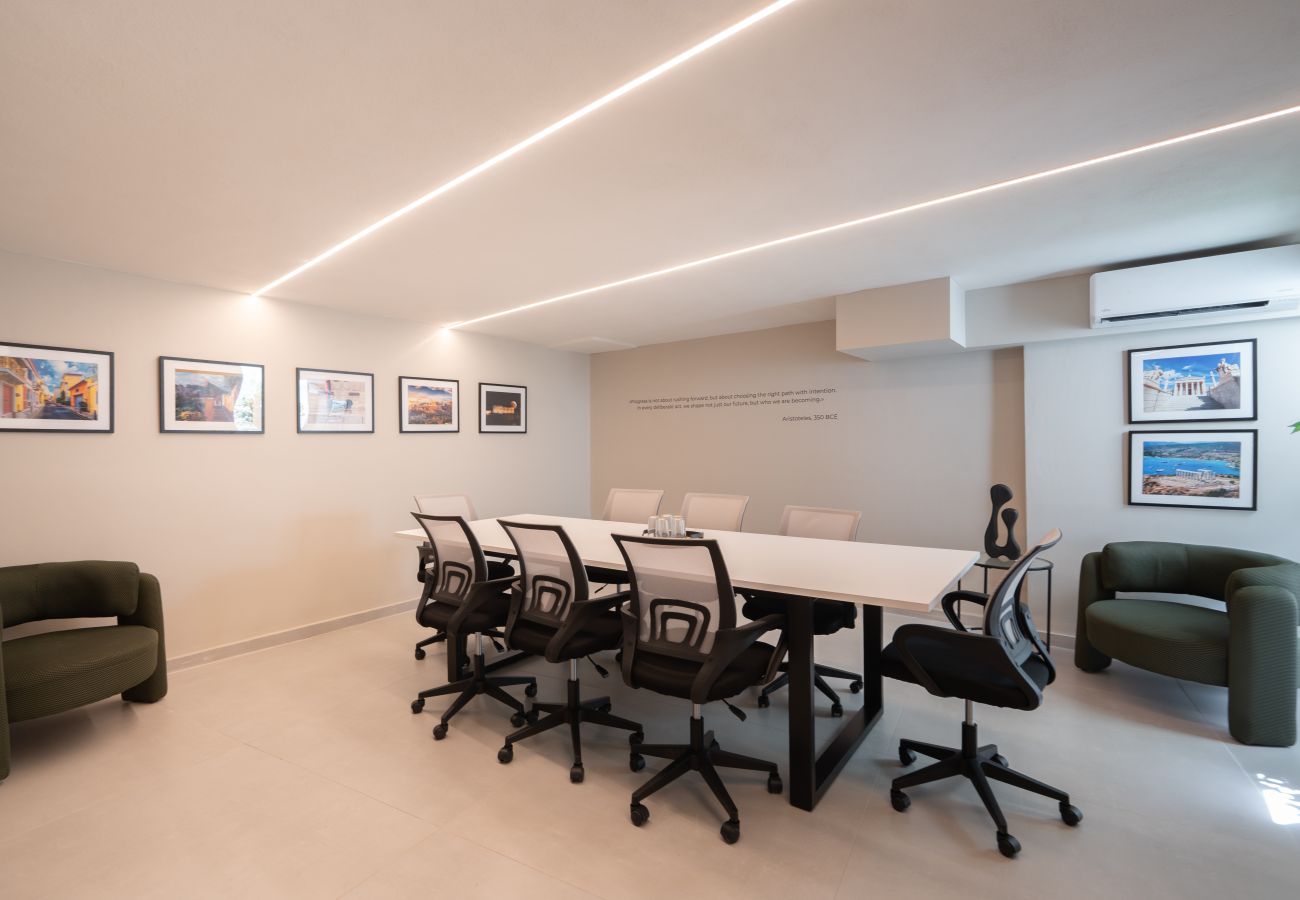 Studio in Athens - Silk Athens | Urban Nest with Gym, Laundry & Pool