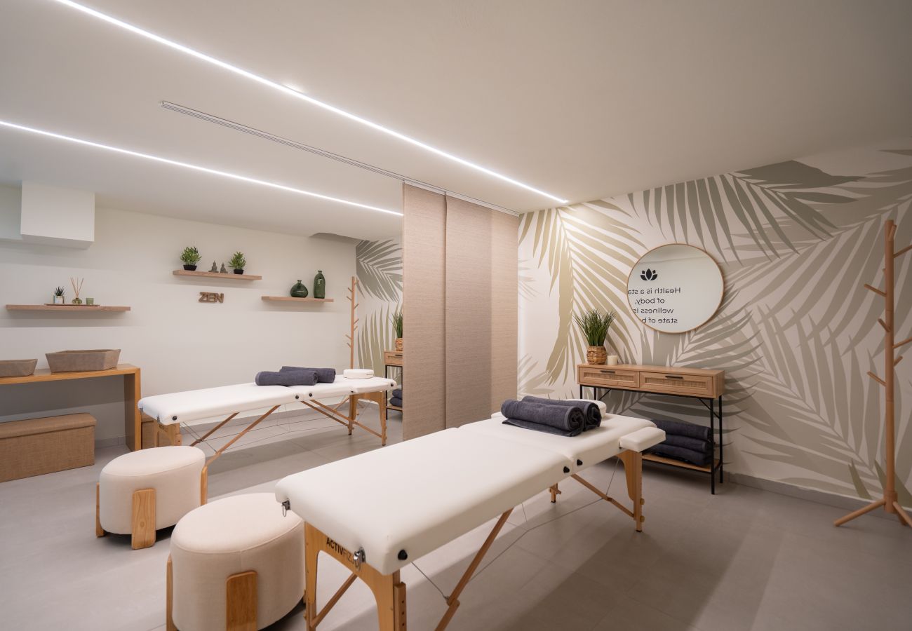 Apartment in Athens - Silk Athens | Urban Loft with Gym, Laundry & Pool