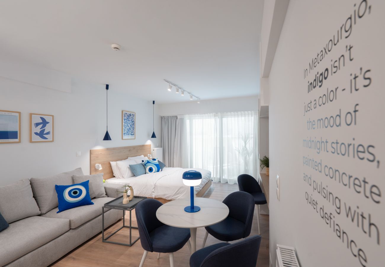 Studio in Athens - Silk Athens | Modern Suite w/ Gym, Laundry & Pool