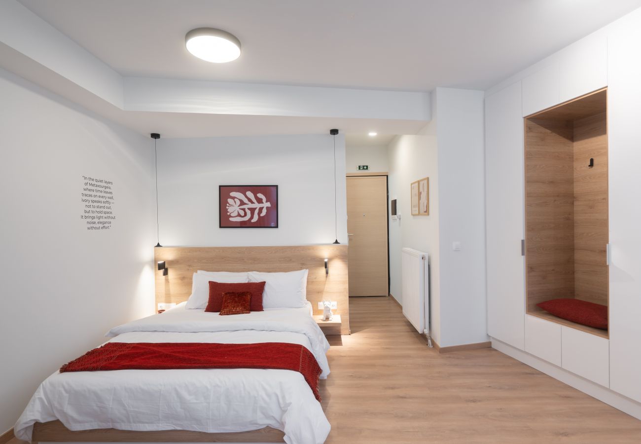 Studio in Athens - Silk Athens | Deluxe apartment w/Gym & Pool            