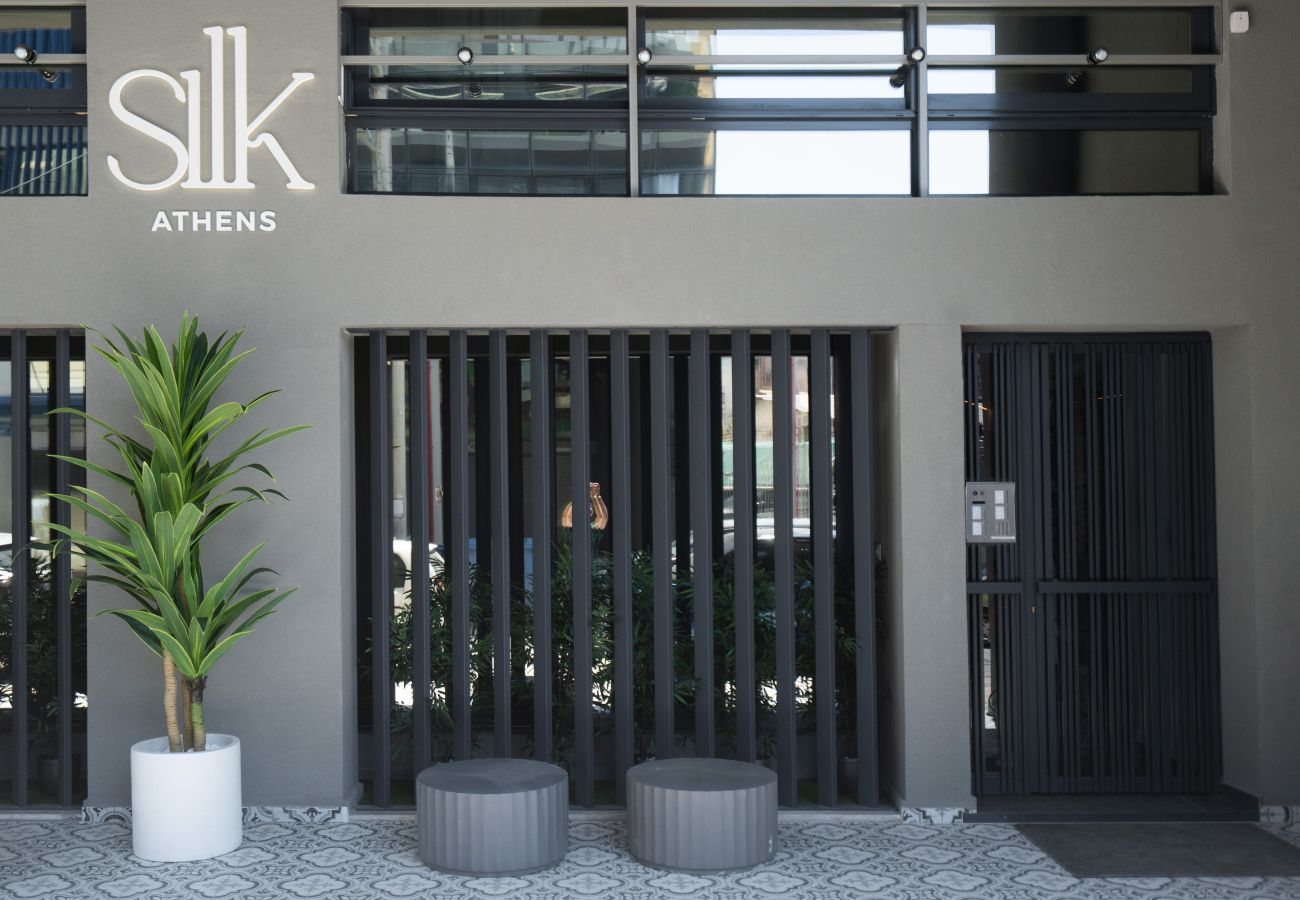 Studio in Athens - Silk Athens | Deluxe apartment w/Gym & Pool            
