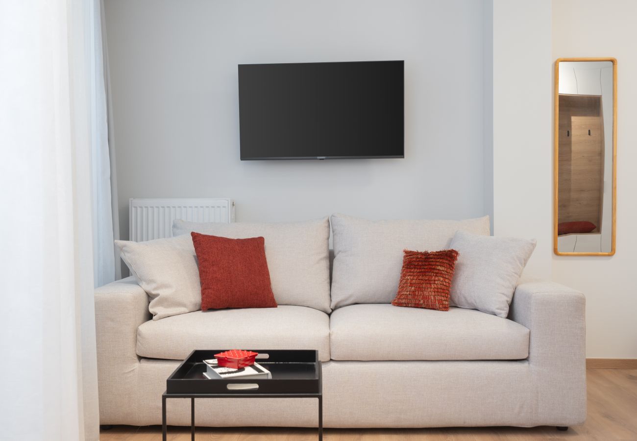Studio in Athens - Silk Athens | Deluxe apartment w/Gym & Pool            