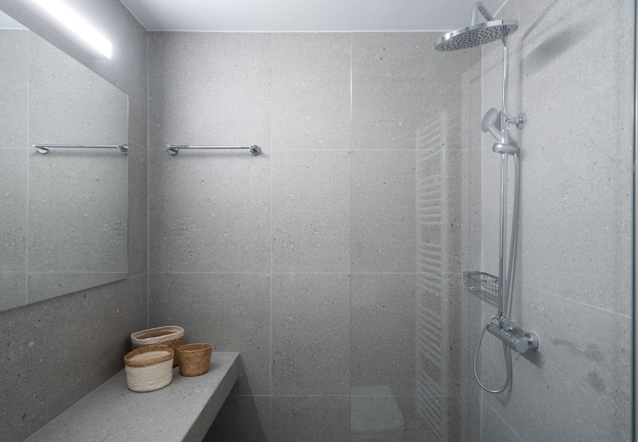 Studio in Athens - Silk Athens | Luxury Suite w/terrace and Jacuzzi