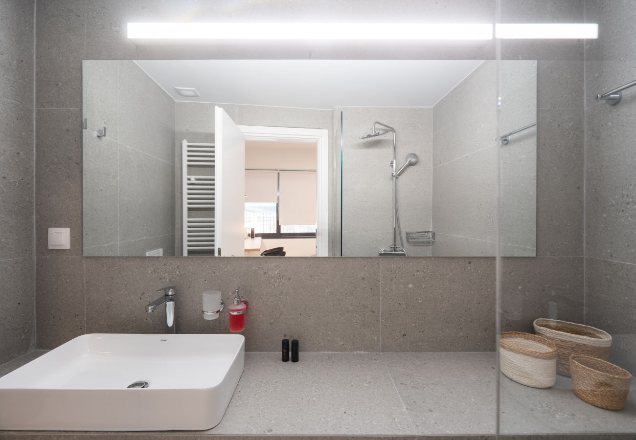 Studio in Athens - Silk Athens | Luxury Suite w/terrace and Jacuzzi