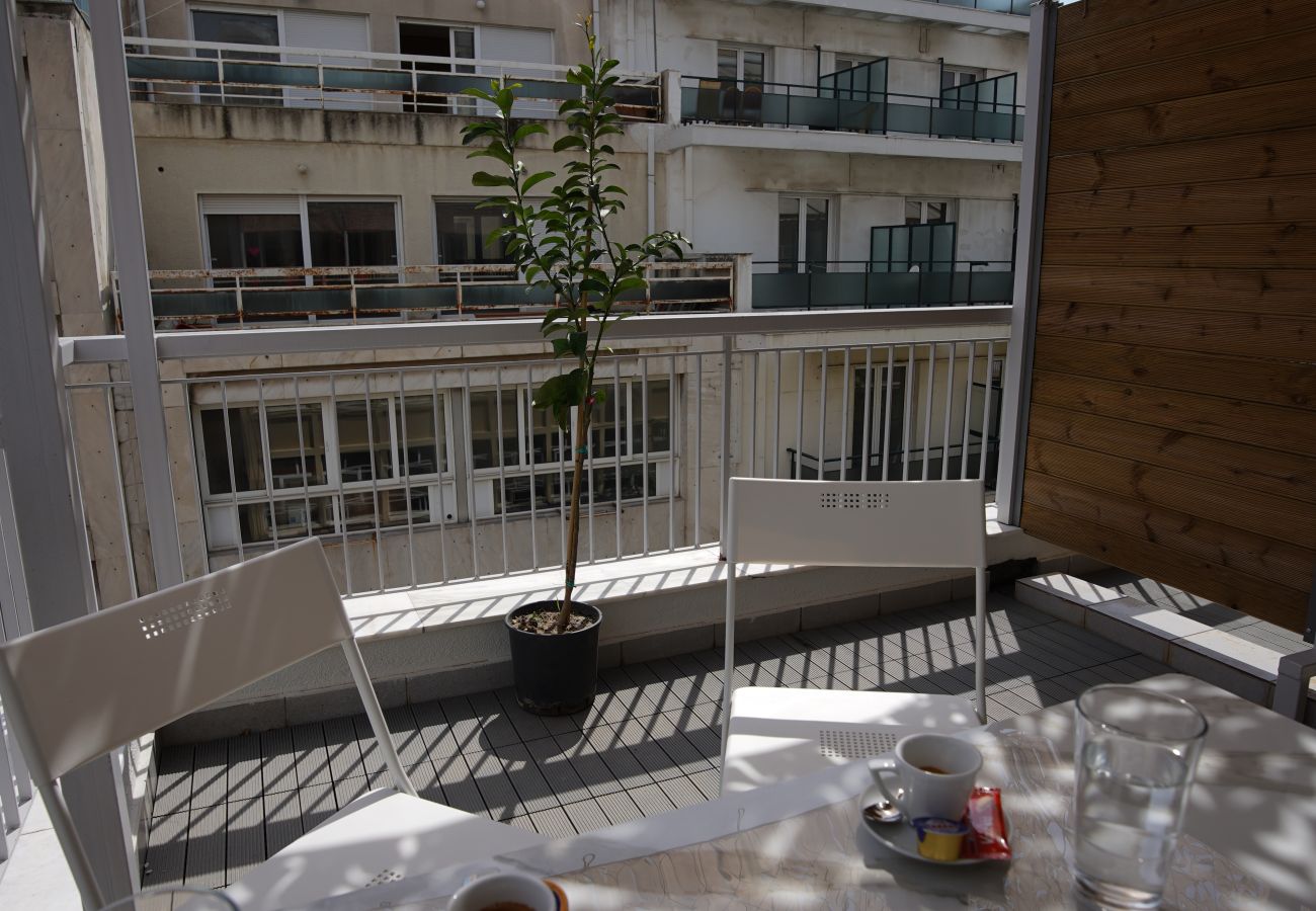 Studio in Athens - Lavender - Cosy Studio with Balcony in Athens Center