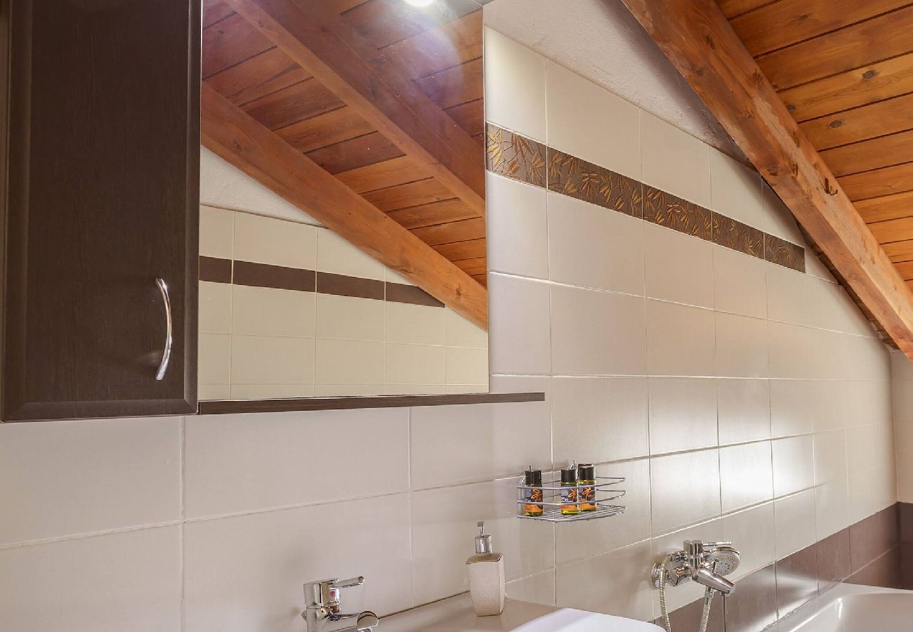Villa in Douliana - Villa Konstantinos Hilltop Vineyard Escape 