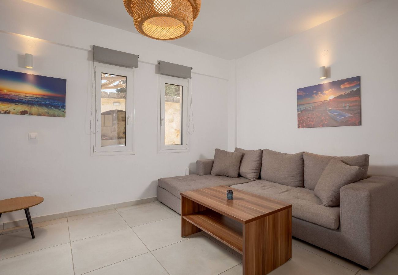 Villa in Douliana - Villa Konstantinos Hilltop Vineyard Escape 