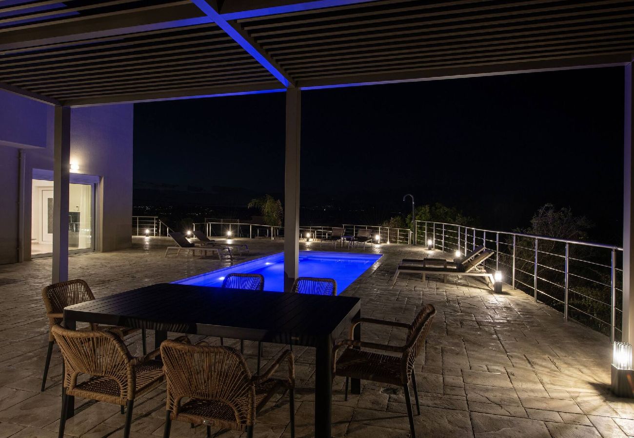 Villa in Plaka - Villa Prinos Private Pool 