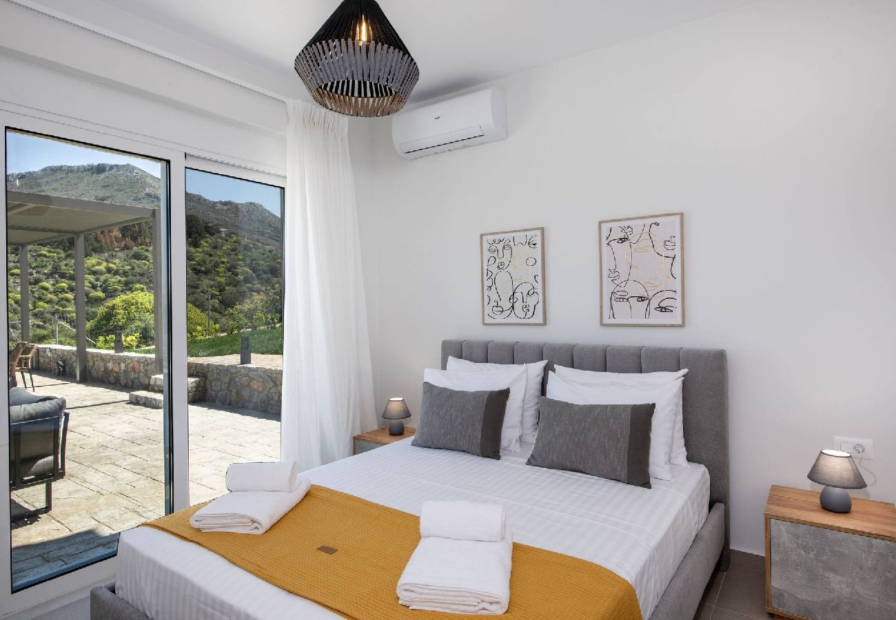 Villa in Plaka - Villa Prinos Private Pool 