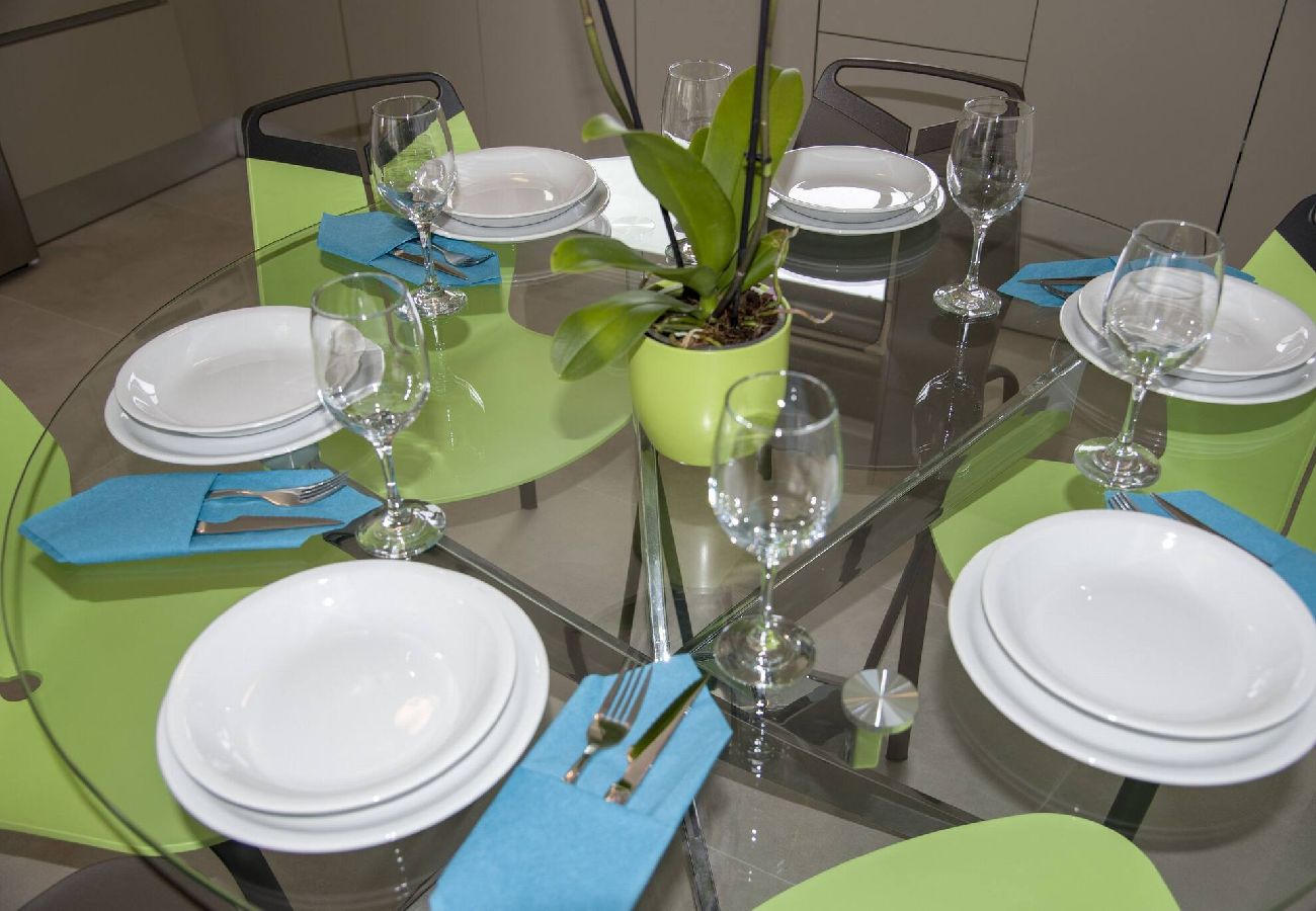 Villa in Douliana - Icarus Luxury Private  Villa 
