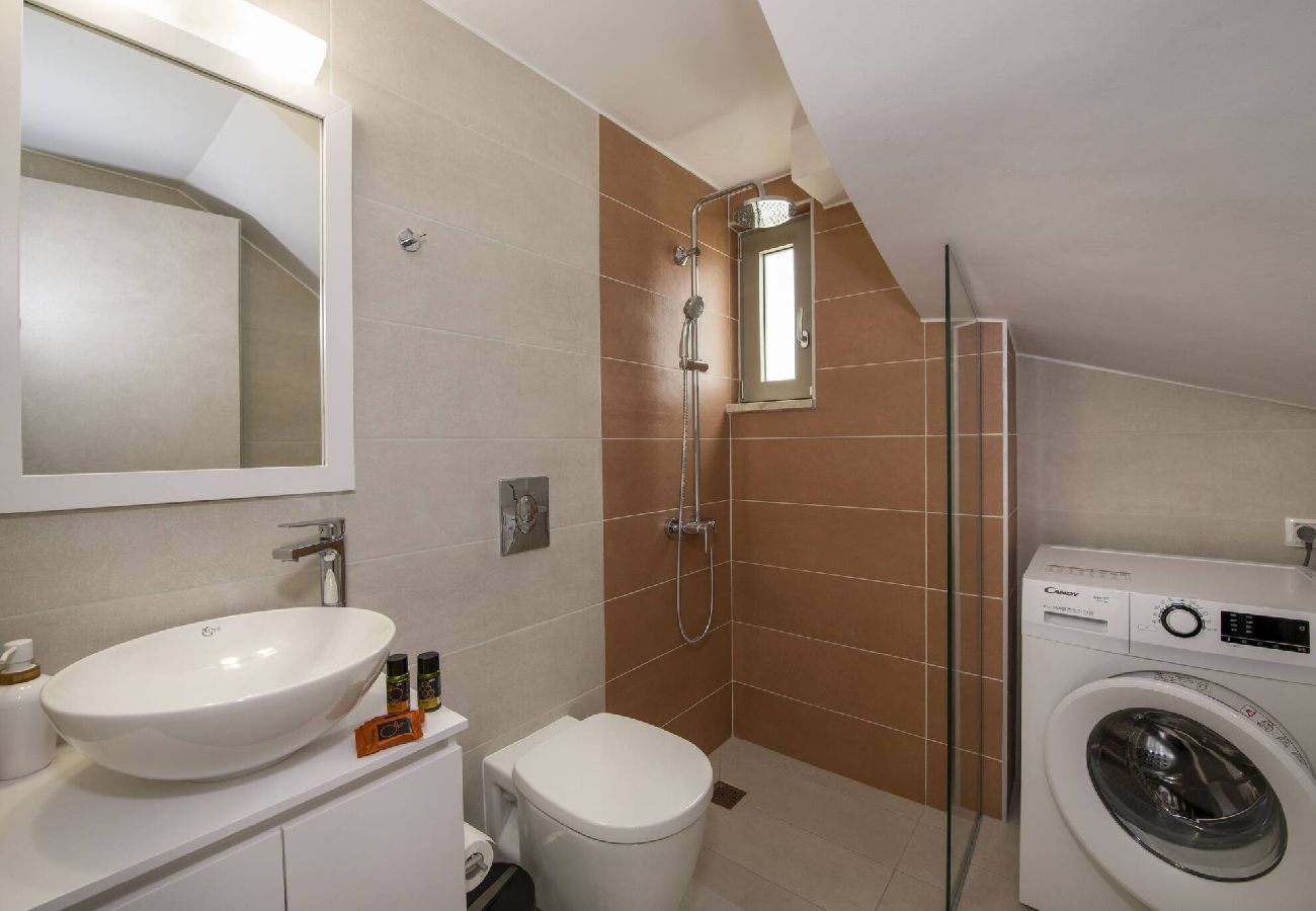 Villa in Douliana - Icarus Luxury Private  Villa 