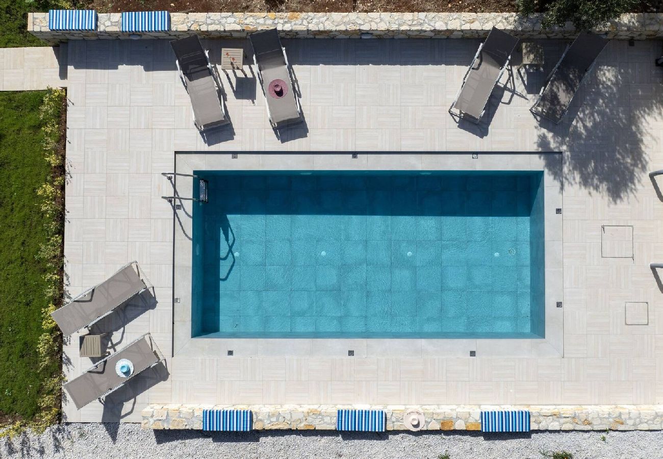 Villa in Douliana - Hermes Luxury Private  Villa 