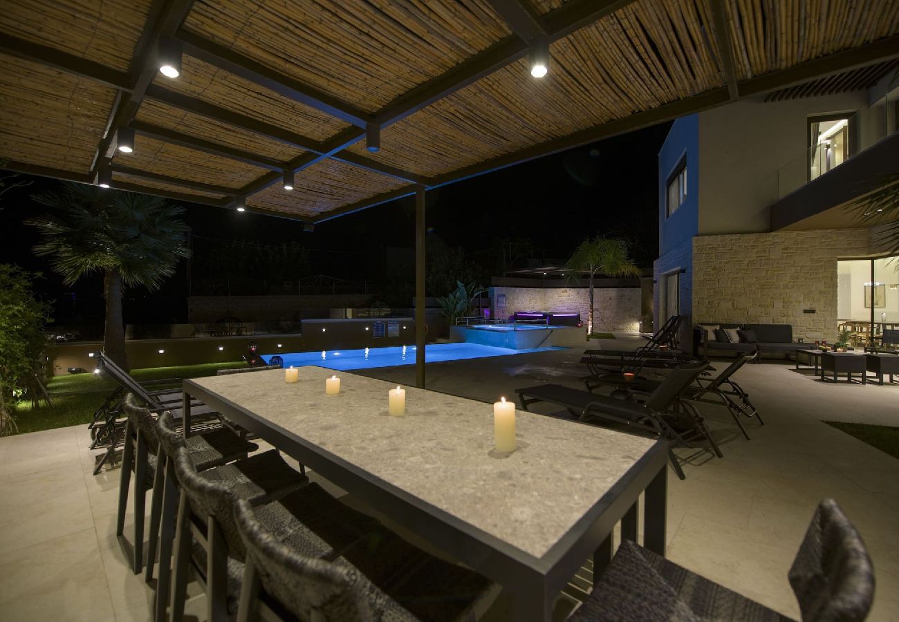 Villa in Almyrida - Almi-Cove Hilltop Villa I 