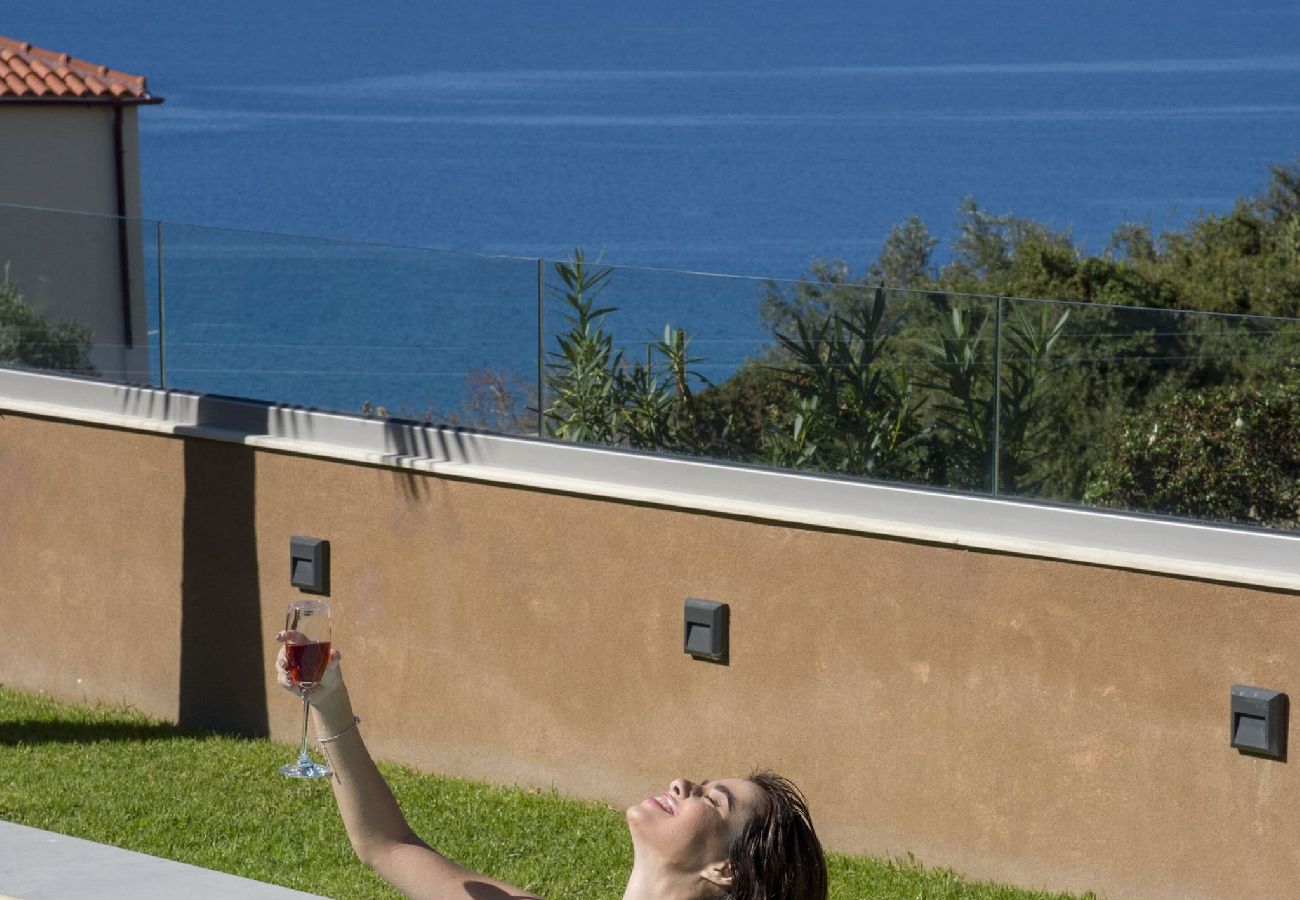 Villa in Almyrida - Almi-Cove Hilltop Villa I 