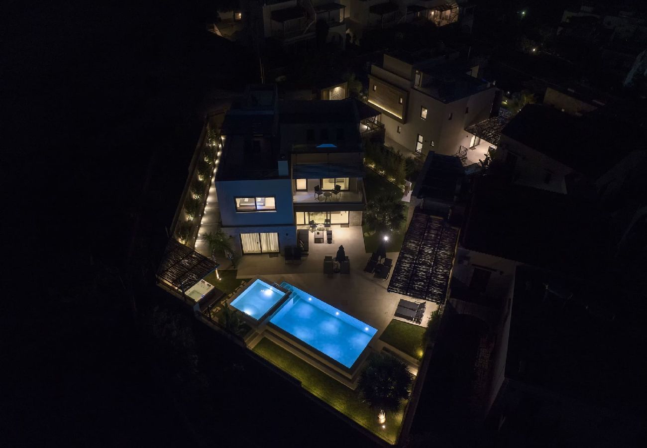 Villa in Almyrida - Almi-Cove Hilltop Villa I 