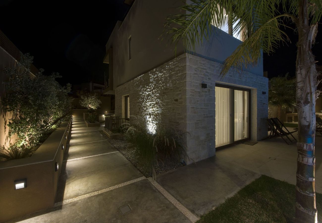 Villa in Almyrida - Almi-Cove Hilltop Villa I 