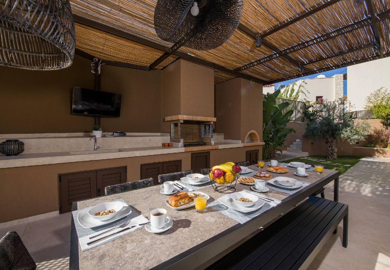 Villa in Almyrida - Almi-Cove Hilltop Villa II 