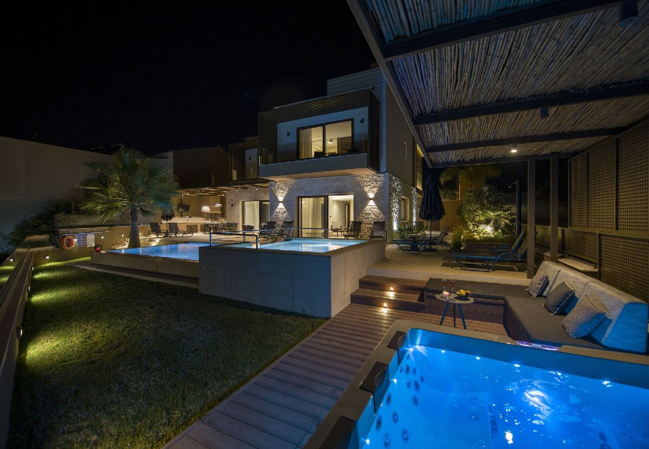 Villa in Almyrida - Almi-Cove Hilltop Villa II 