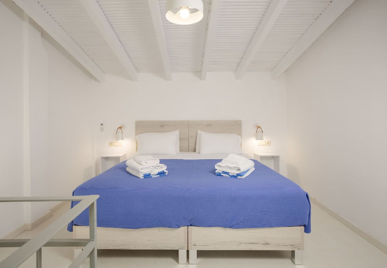 Apartment in Platanias - Apartment suite on private tranquil retreat-Unit 4 