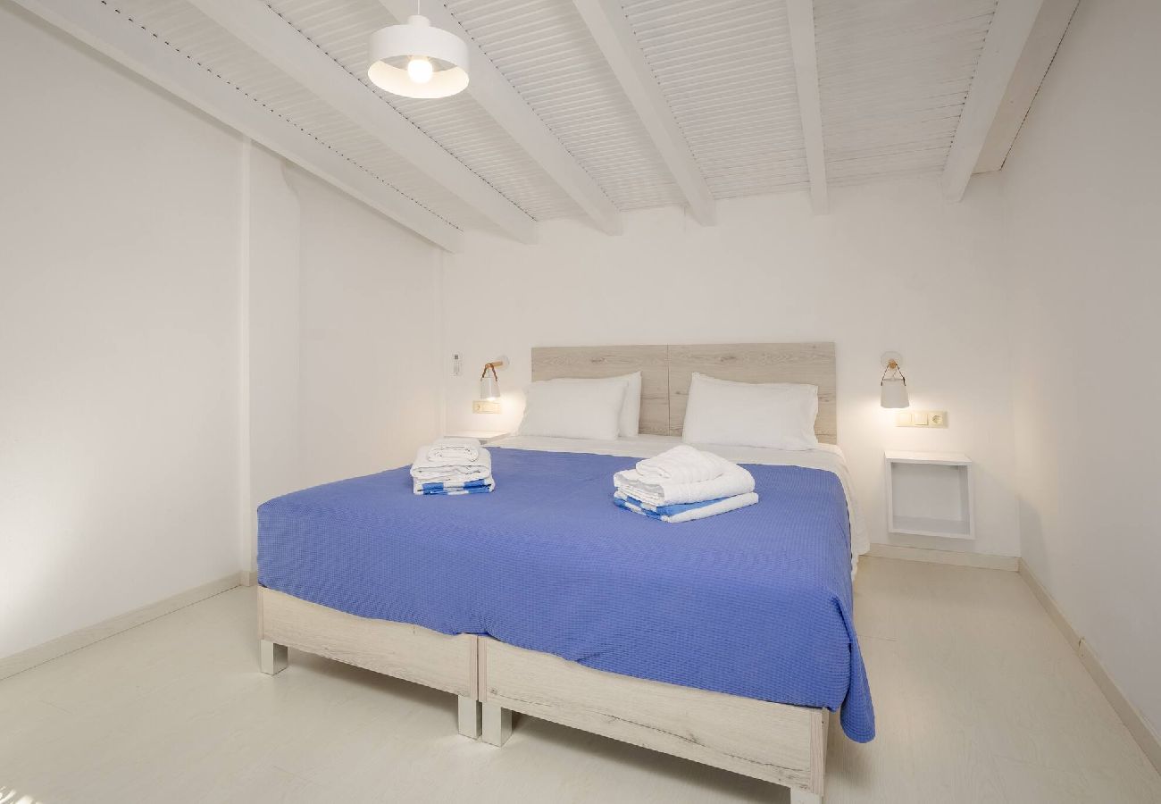 Apartment in Platanias - Apartment suite on private tranquil retreat-Unit 4 